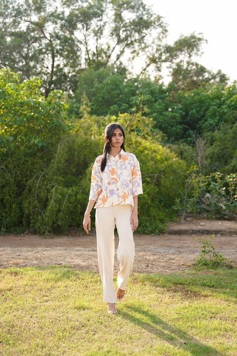 Bloom Button Down