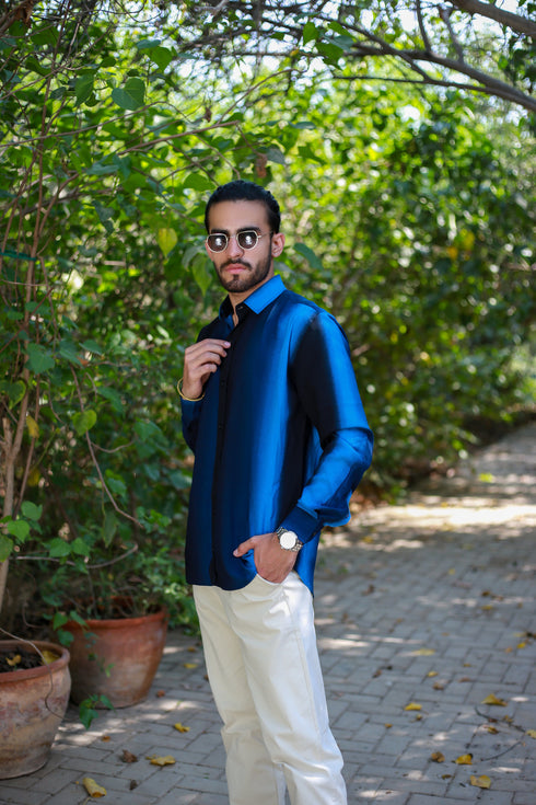 Gradient Button Down